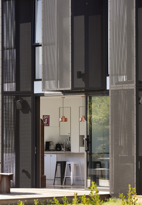 Team Green Architects | Queenstown | Arthurs Point Steel House